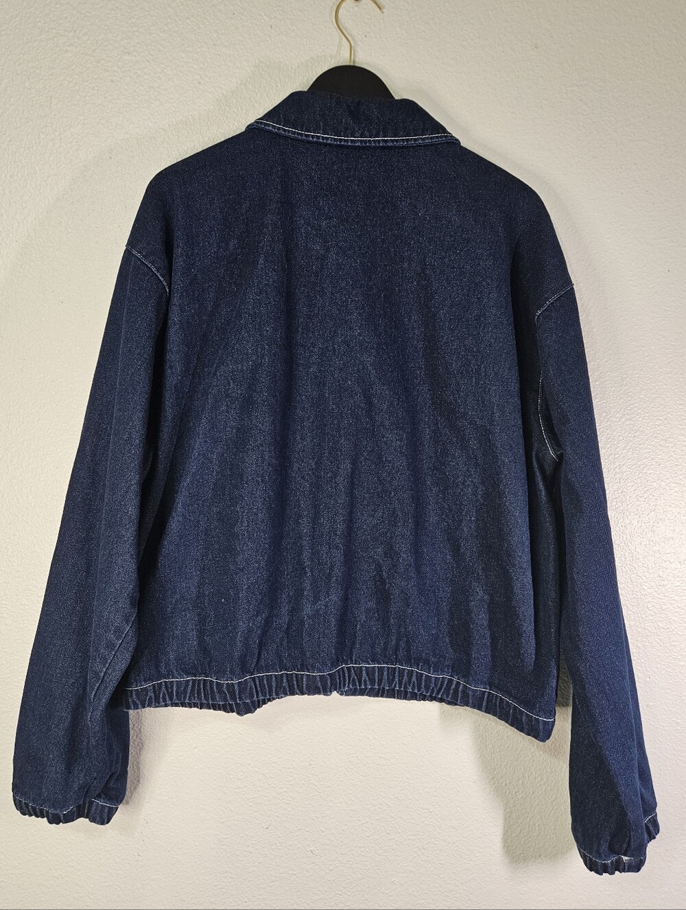 ASOS DESIGN Cropped Denim Jacket - Picture 3 of 6